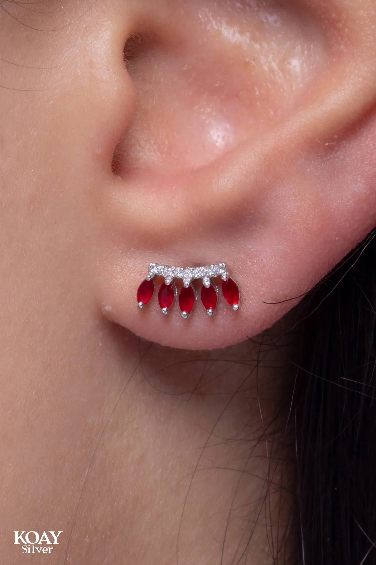 5 Zircons Earring