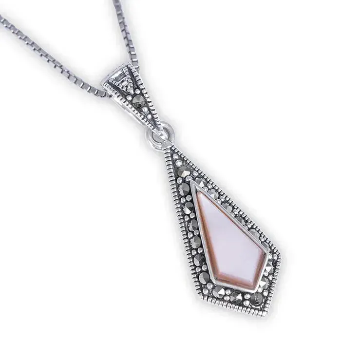 Blushing Kite Elegance Pendant Set