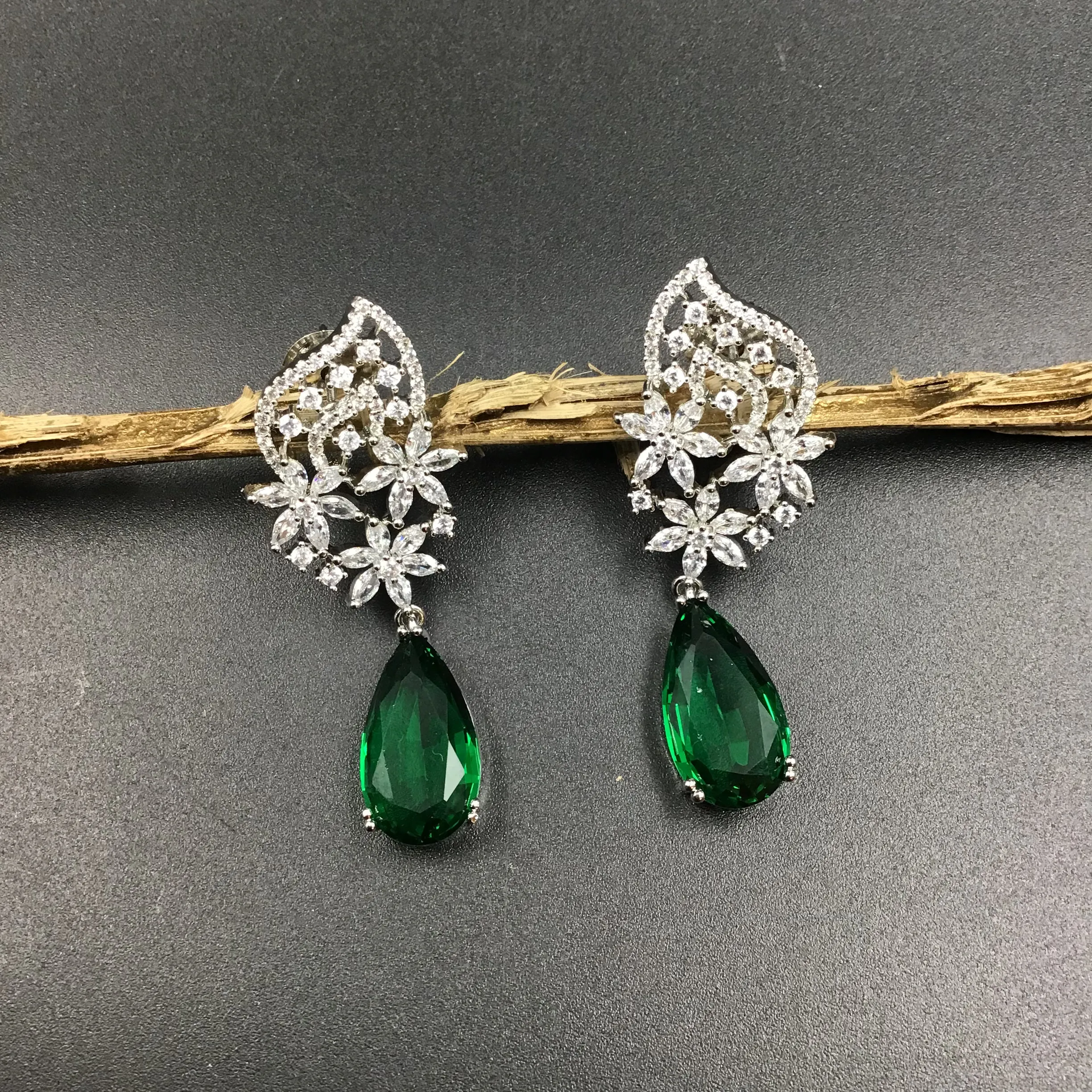 Danglers Zircon/AD Earring 6019-68