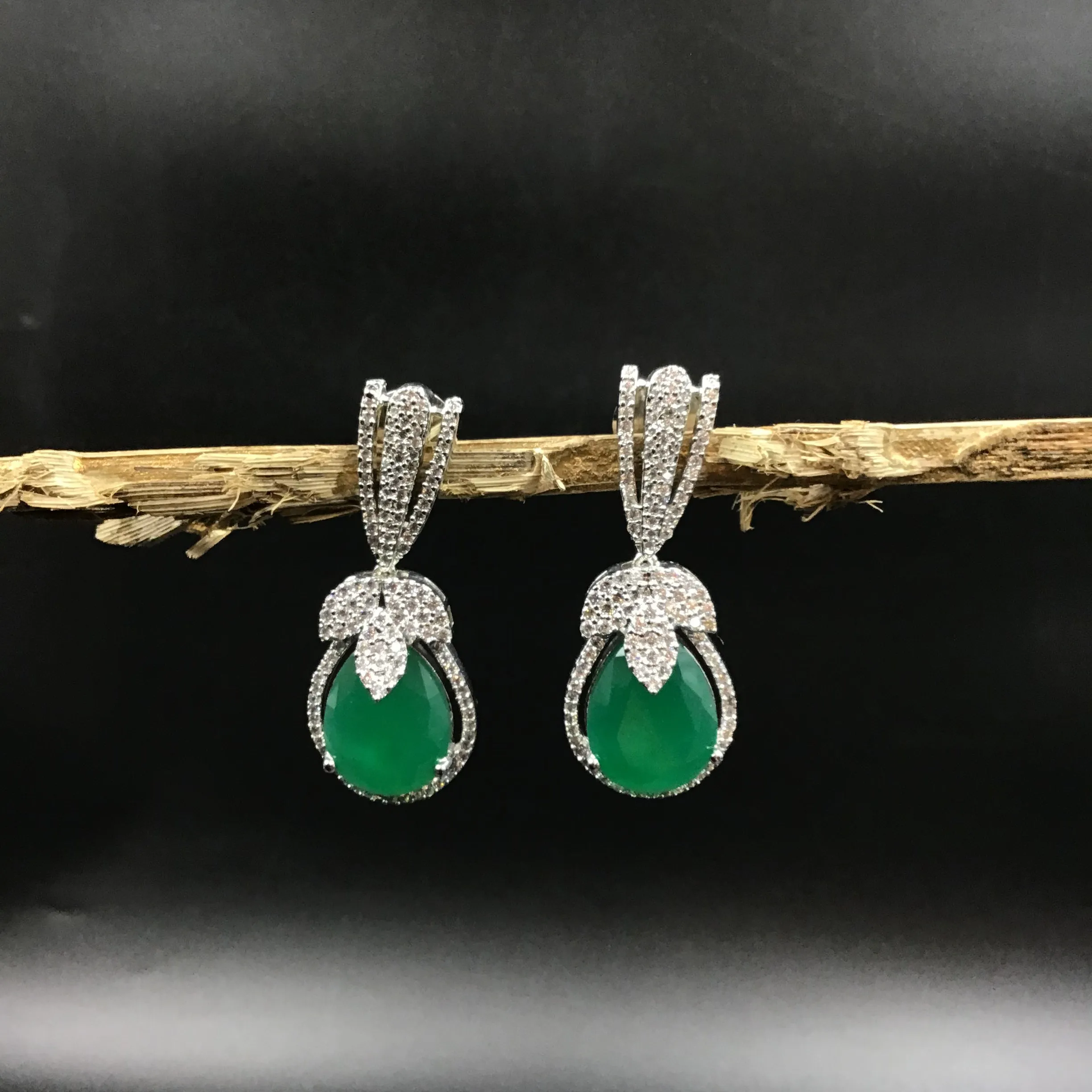Danglers Zircon/AD Earring 6052-08