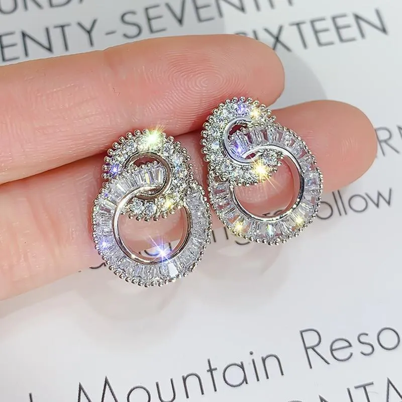 Dazzling Stud Earring Fashion Jewelry Women Earrings