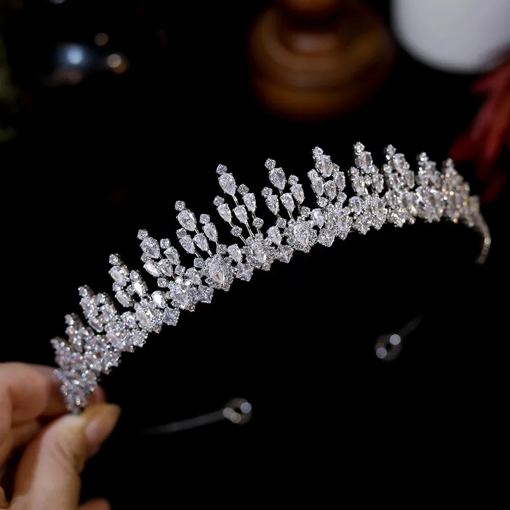 Fascinator Wedding  Bridal Crown Tiaras