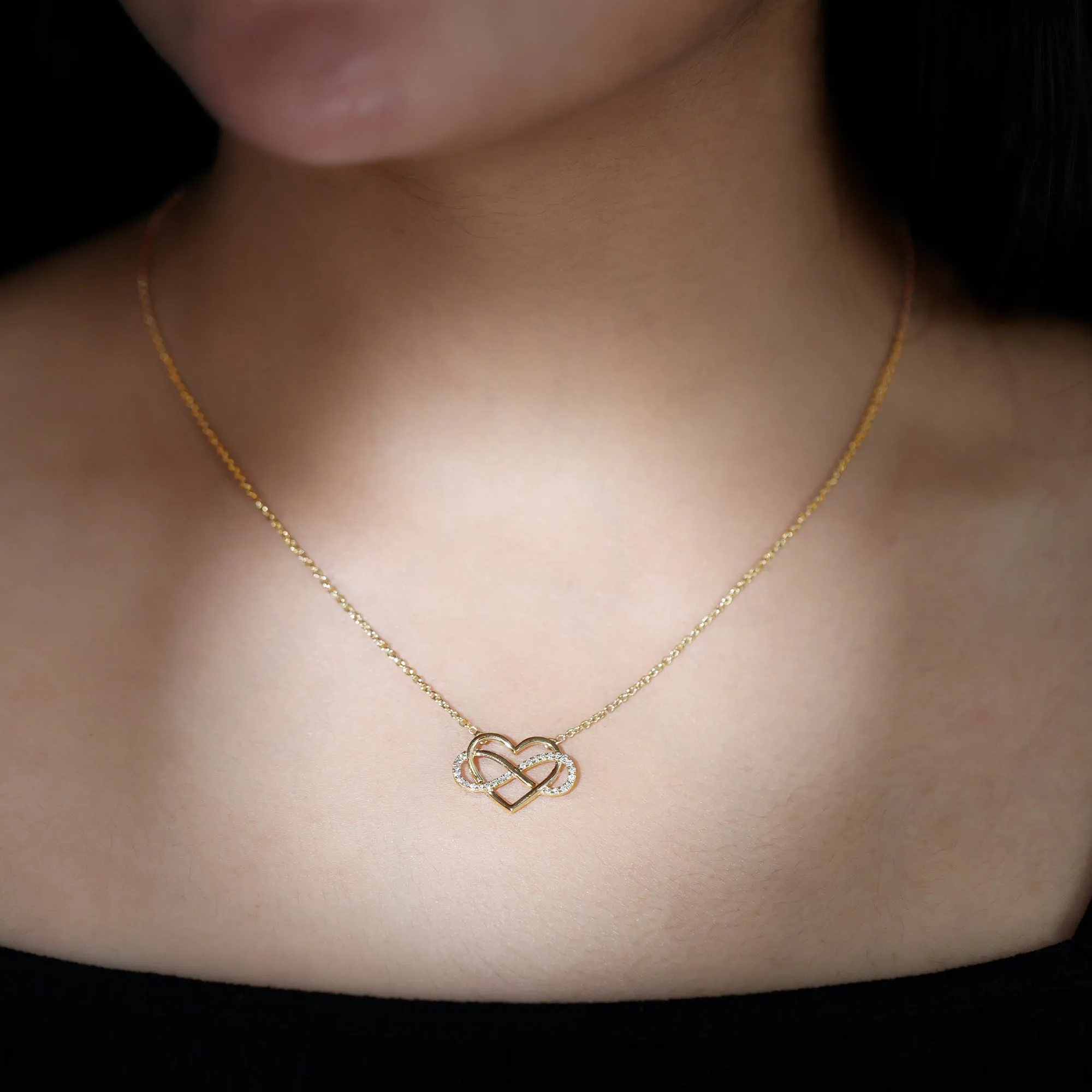 Infinity and Heart Pendant Necklace with Diamond