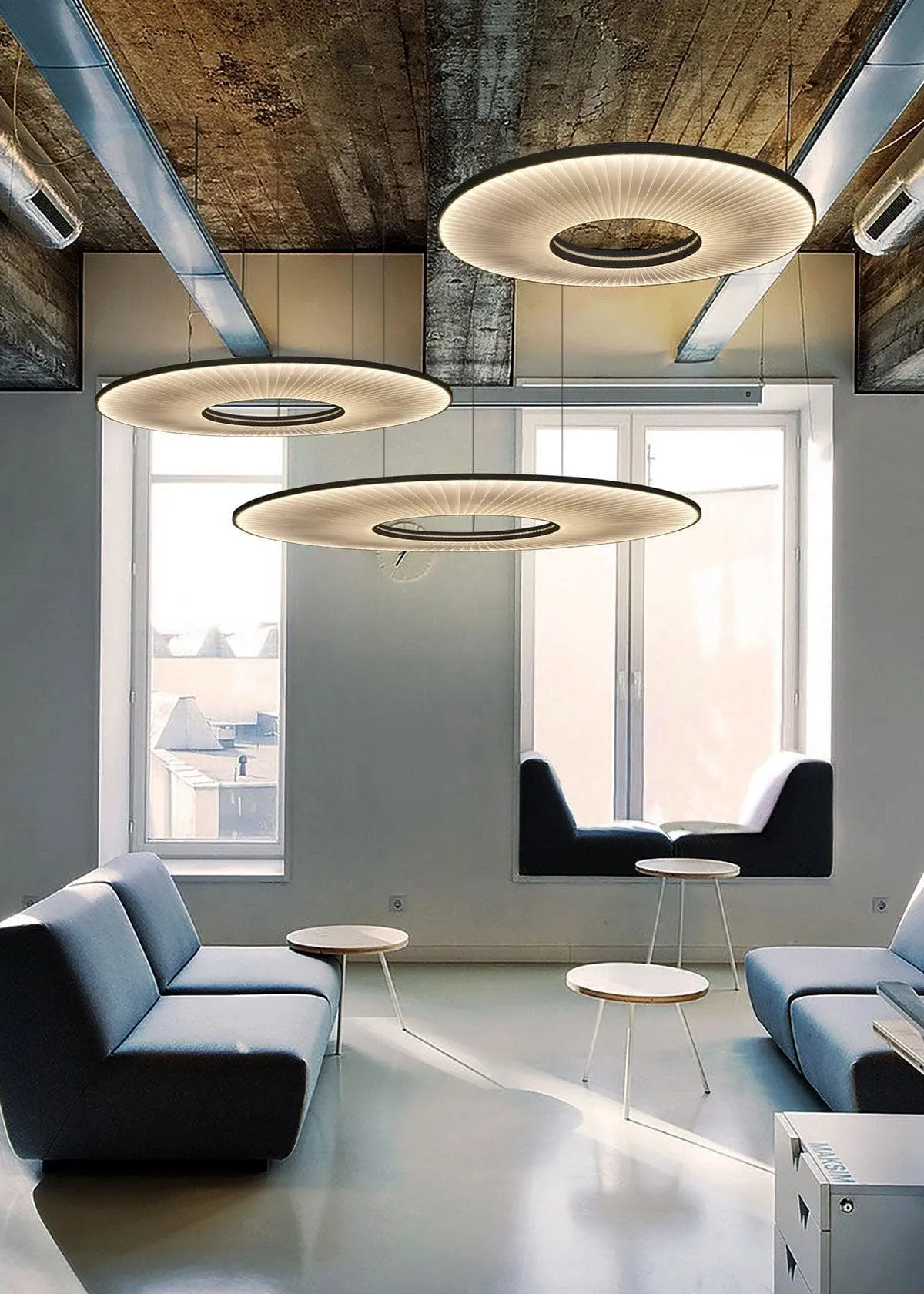 Iris Pendant Light