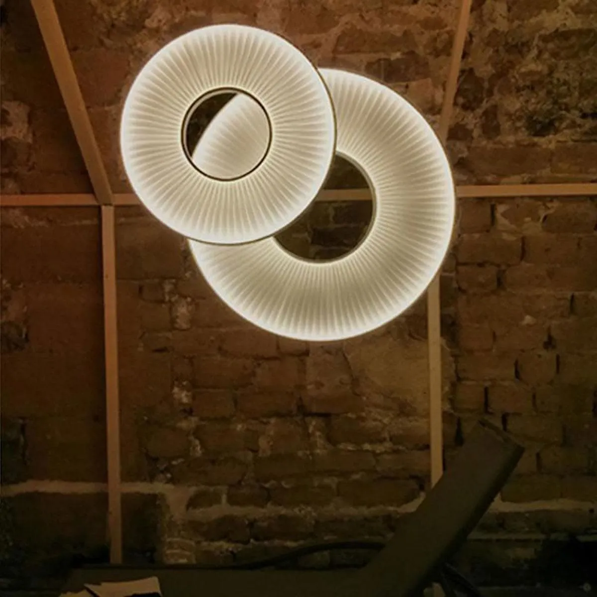 Iris Pendant Light