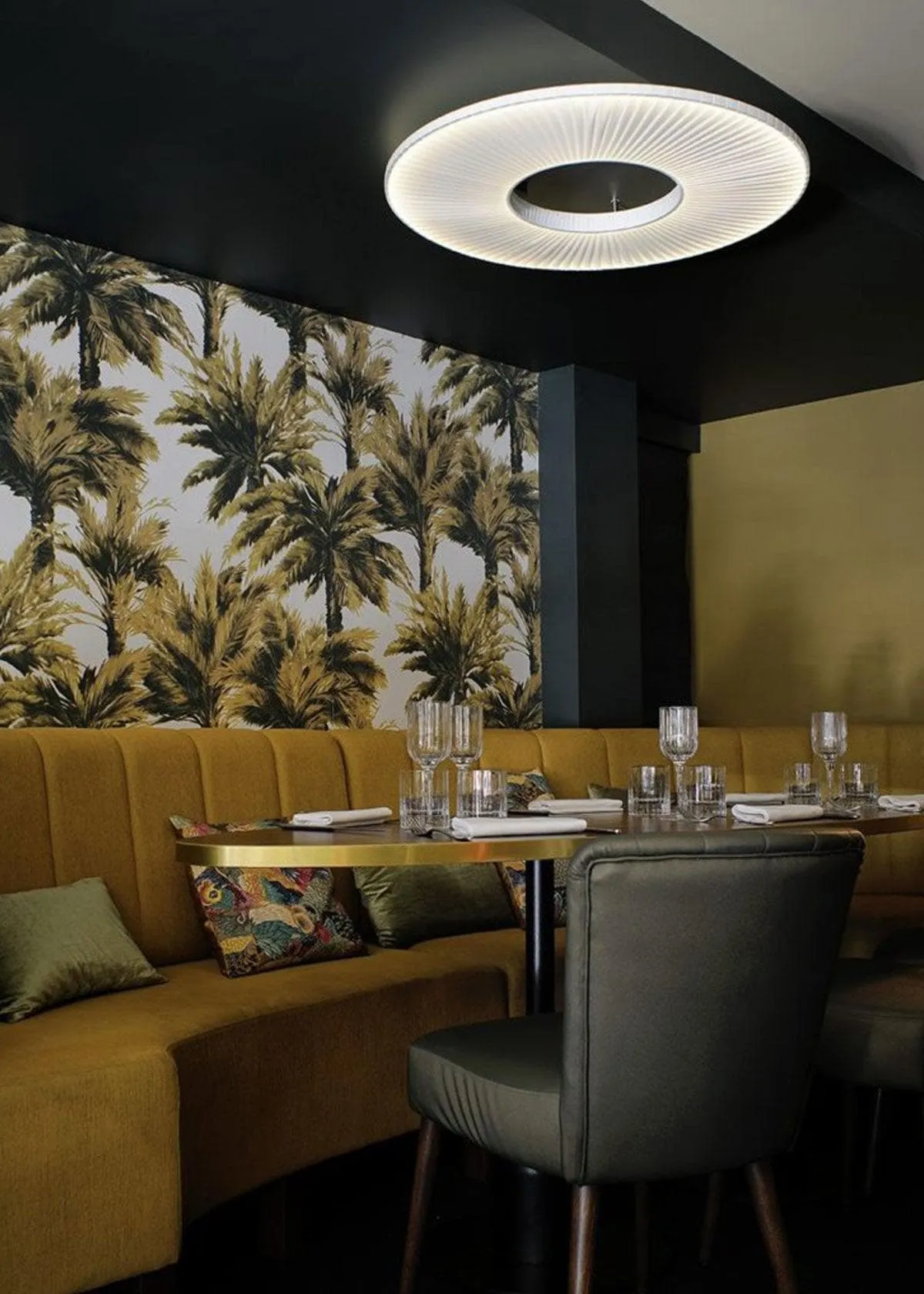 Iris Pendant Light