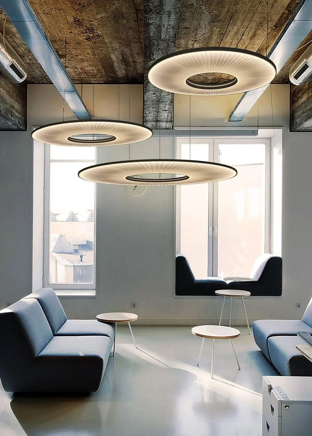 Iris Pendant Light